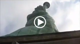 Rep. Anthony Weiner tours the Statue of Liberty crown
